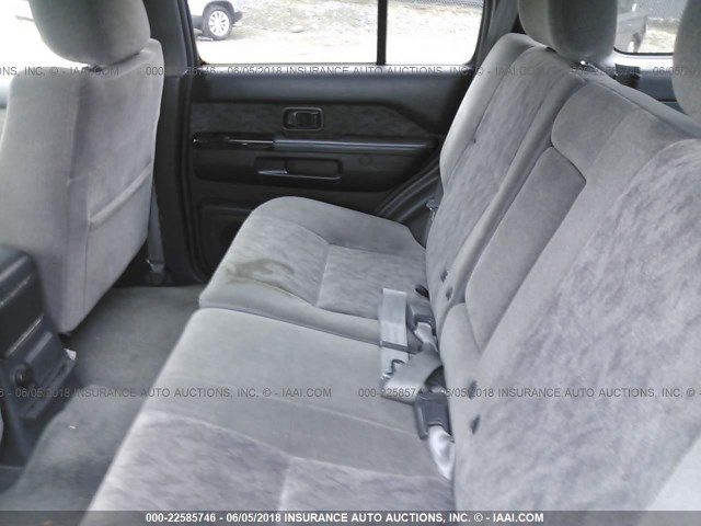 JN8AR07Y1YW395406 - 2000 NISSAN PATHFINDER LE/SE/XE SILVER photo 8