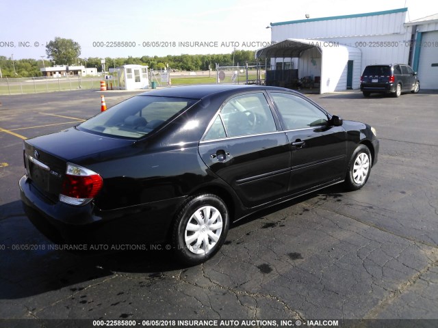 4T1BE32K76U133135 - 2006 TOYOTA CAMRY LE/XLE/SE BLACK photo 4