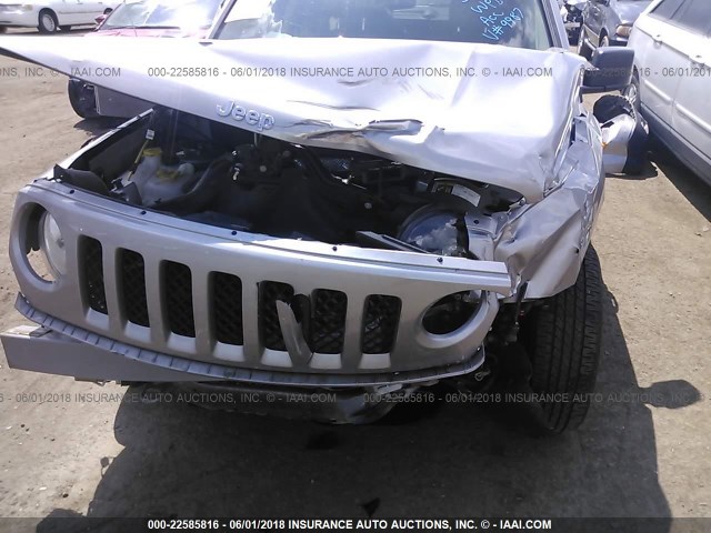 1C4NJPFB8FD399987 - 2015 JEEP PATRIOT LATITUDE GRAY photo 6