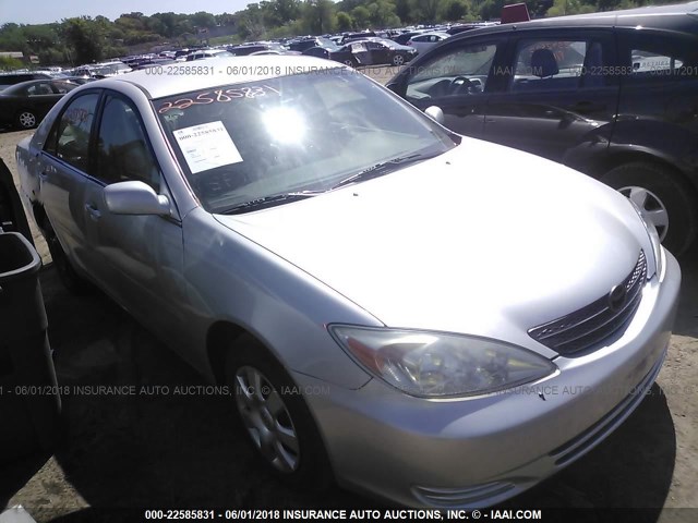4T1BE30K84U794821 - 2004 TOYOTA CAMRY LE/XLE/SE ვერცხლისფერი ფოტო 1