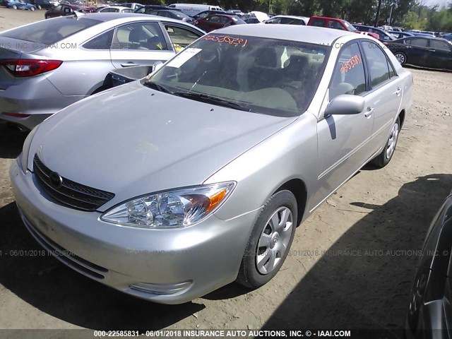 4T1BE30K84U794821 - 2004 TOYOTA CAMRY LE/XLE/SE ვერცხლისფერი ფოტო 2