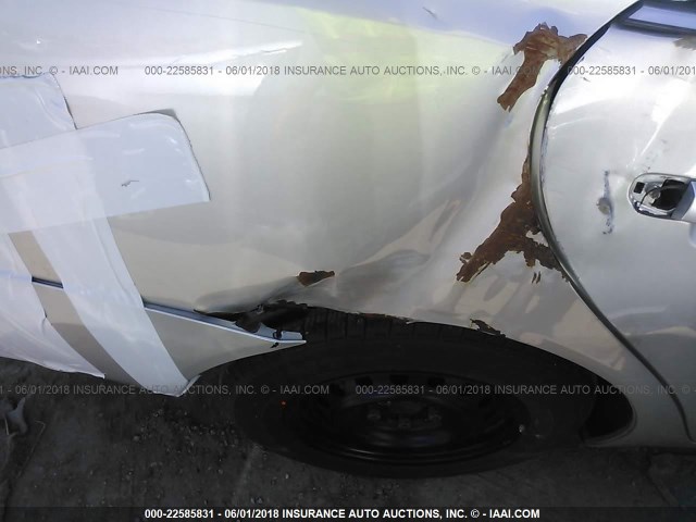 4T1BE30K84U794821 - 2004 TOYOTA CAMRY LE/XLE/SE ვერცხლისფერი ფოტო 6