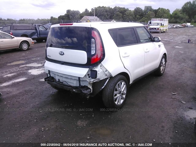 KNDJP3A54J7505625 - 2018 KIA SOUL + WHITE photo 4