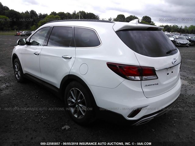 KM8SM4HF1HU226206 - 2017 HYUNDAI SANTA FE SE WHITE photo 3