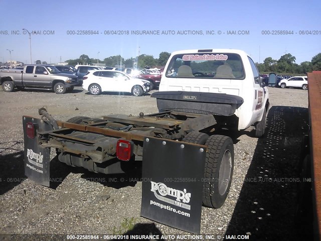 1FDXF46F3XEA26214 - 1999 FORD F450 SUPER DUTY WHITE photo 4