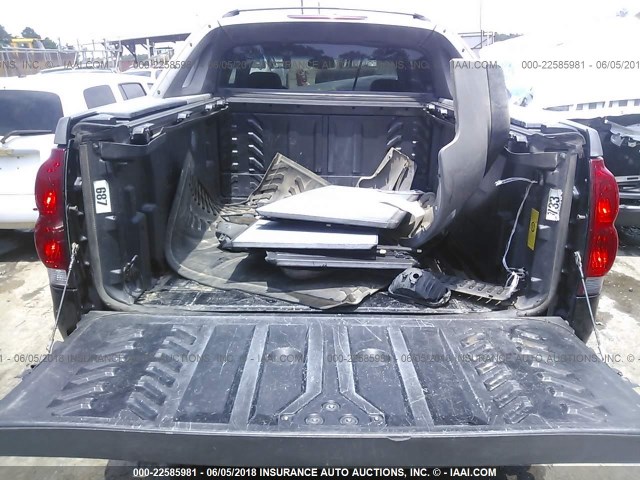 3GNEC12Z35G122599 - 2005 CHEVROLET AVALANCHE C1500 BLACK photo 8