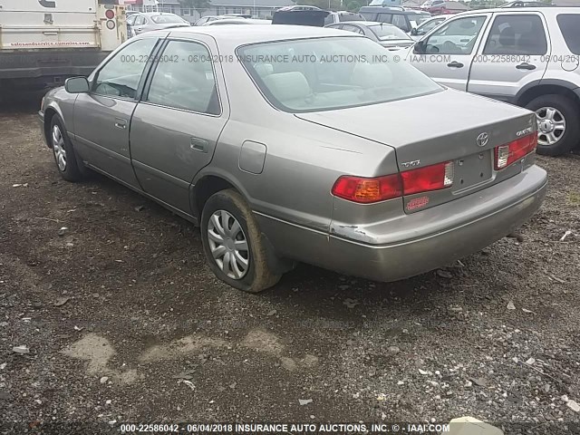4T1BF22K0YU093247 - 2000 TOYOTA CAMRY LE/XLE رمادي صورة 3