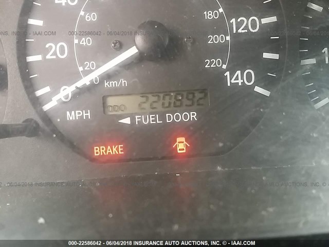 4T1BF22K0YU093247 - 2000 TOYOTA CAMRY LE/XLE رمادي صورة 7