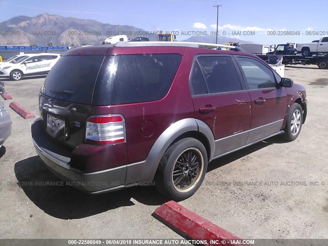 1FMDK05W38GA35185 - 2008 FORD TAURUS X SEL RED photo 4