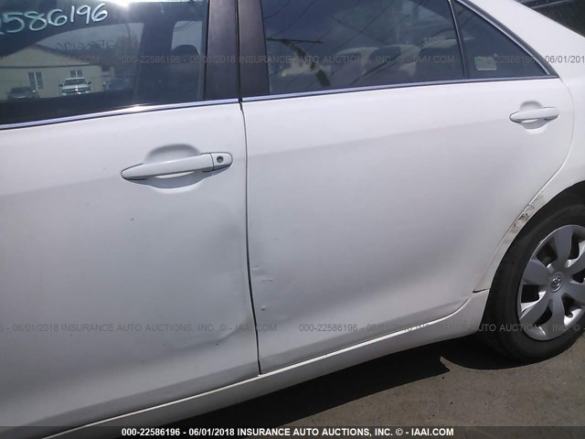 4T1BE46K09U814645 - 2009 TOYOTA CAMRY SE/LE/XLE WHITE photo 6