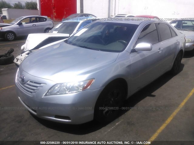 JTNBE46K673067880 - 2007 TOYOTA CAMRY NEW GENERAT CE/LE/XLE/SE SILVER photo 2