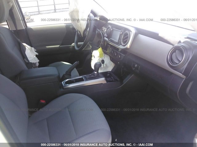 5TFAZ5CN3HX030286 - 2017 TOYOTA TACOMA DBL CAB/SR5/TRD SPORT/OR WHITE photo 5