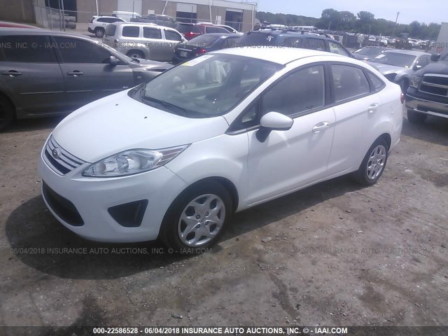 3FADP4AJXCM134890 - 2012 FORD FIESTA S 白色 照片 2