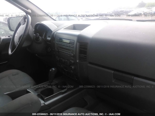 5N1AA08A85N704452 - 2005 NISSAN ARMADA SE/LE WHITE photo 5