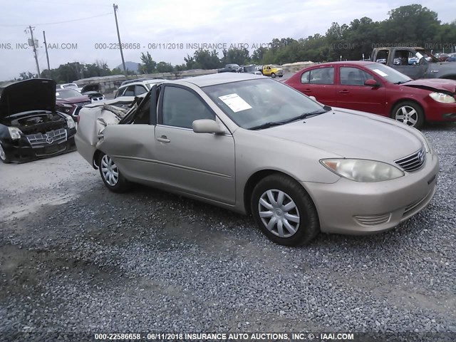 4T1BE32K95U035559 - 2005 TOYOTA CAMRY LE/XLE/SE ოქროსფერი ფოტო 1