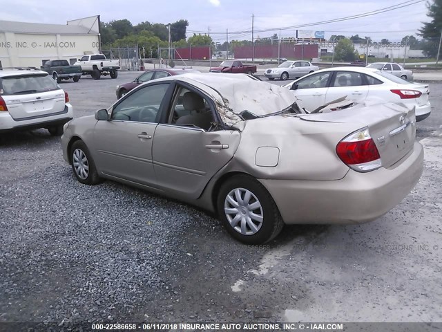 4T1BE32K95U035559 - 2005 TOYOTA CAMRY LE/XLE/SE ოქროსფერი ფოტო 3