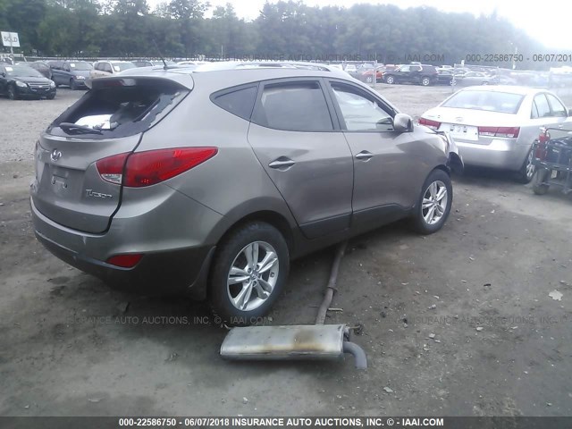 KM8JU3AC5BU285434 - 2011 HYUNDAI TUCSON GLS/LIMITED Pewter photo 4