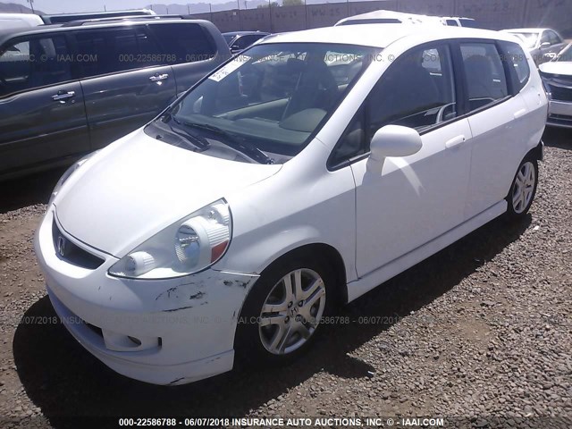 JHMGD38607S024096 - 2007 HONDA FIT S WHITE photo 2