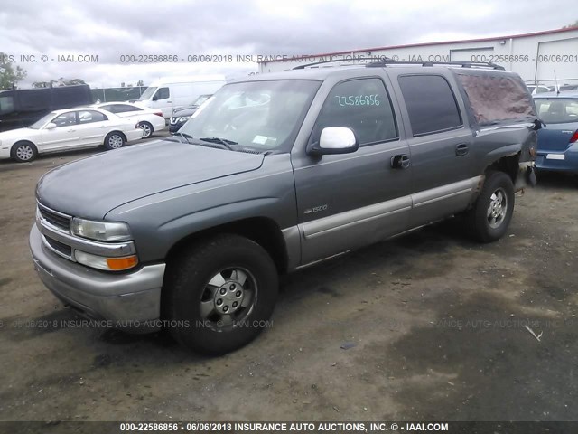 3GNFK16T5YG126087 - 2000 CHEVROLET SUBURBAN K1500 GRAY photo 2