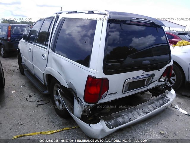 5LMEU27A9YLJ26638 - 2000 LINCOLN NAVIGATOR 白色 照片 3