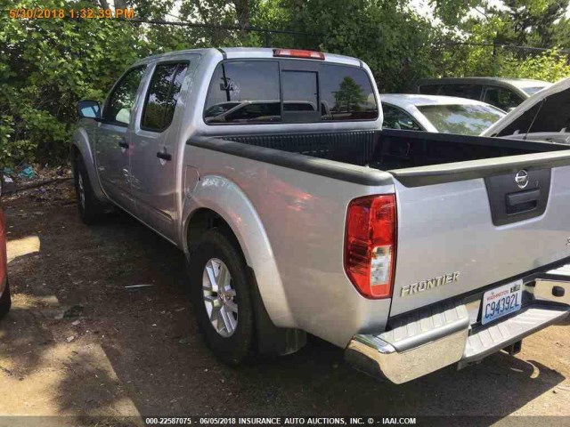 1N6AD0EV1JN735584 - 2018 NISSAN FRONTIER S/SV/SL/PRO-4X SILVER photo 17