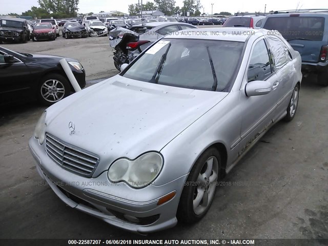 WDBRF40J15F723106 - 2005 MERCEDES-BENZ C 230K SPORT SEDAN SILVER photo 2