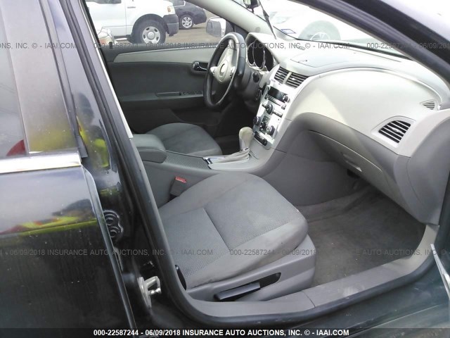 1G1ZB5E01CF113151 - 2012 CHEVROLET MALIBU LS შავი ფოტო 5