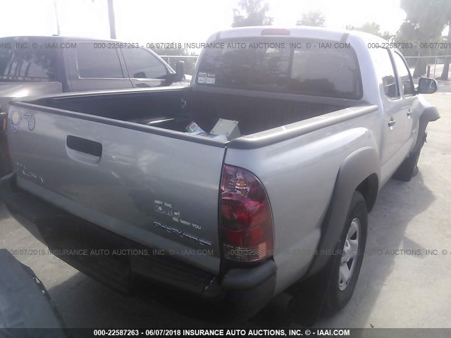 5TFJX4GN7EX035514 - 2014 TOYOTA TACOMA DOUBLE CAB ვერცხლისფერი ფოტო 4
