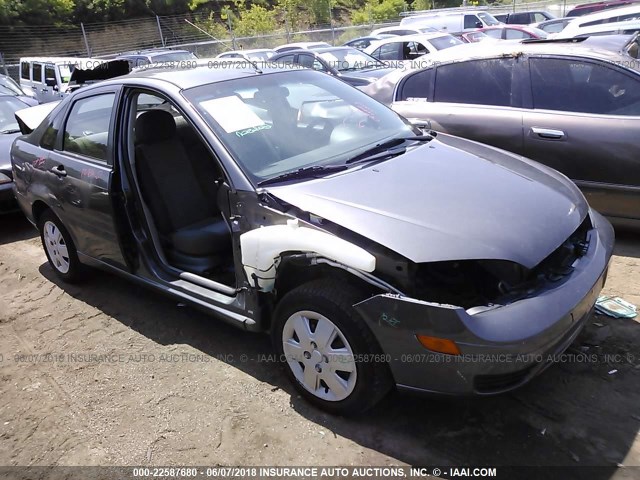 1FAHP34N47W282663 - 2007 FORD FOCUS ZX4/S/SE/SES GRAY photo 1