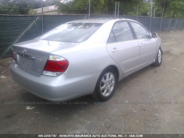 4T1BF30K65U604643 - 2005 TOYOTA CAMRY LE/XLE/SE 银色 照片 4