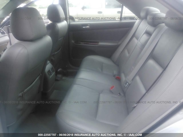 4T1BF30K65U604643 - 2005 TOYOTA CAMRY LE/XLE/SE 银色 照片 8