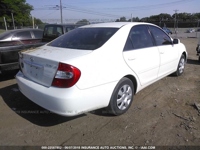 4T1BE32K04U327616 - 2004 TOYOTA CAMRY LE/XLE/SE თეთრი ფოტო 4