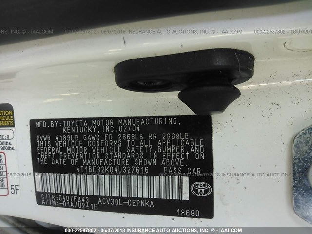 4T1BE32K04U327616 - 2004 TOYOTA CAMRY LE/XLE/SE თეთრი ფოტო 9