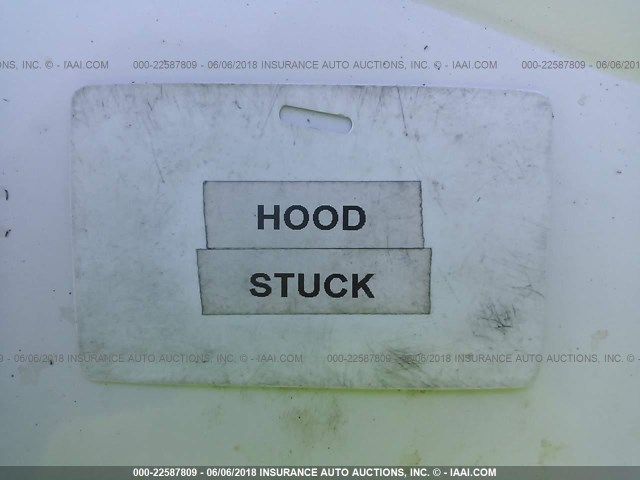 5LMRU27A4YLJ15404 - 2000 LINCOLN NAVIGATOR 白色 照片 10