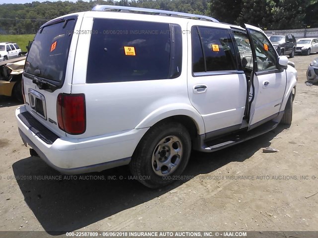 5LMRU27A4YLJ15404 - 2000 LINCOLN NAVIGATOR 白色 照片 4