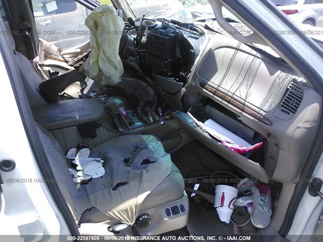 5LMRU27A4YLJ15404 - 2000 LINCOLN NAVIGATOR 白色 照片 5