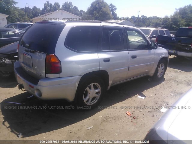 1GKDT13S052351759 - 2005 GMC ENVOY SILVER photo 4