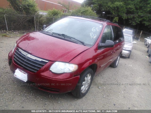2C4GP54L85R581918 - 2005 CHRYSLER TOWN & COUNTRY TOURING RED photo 2