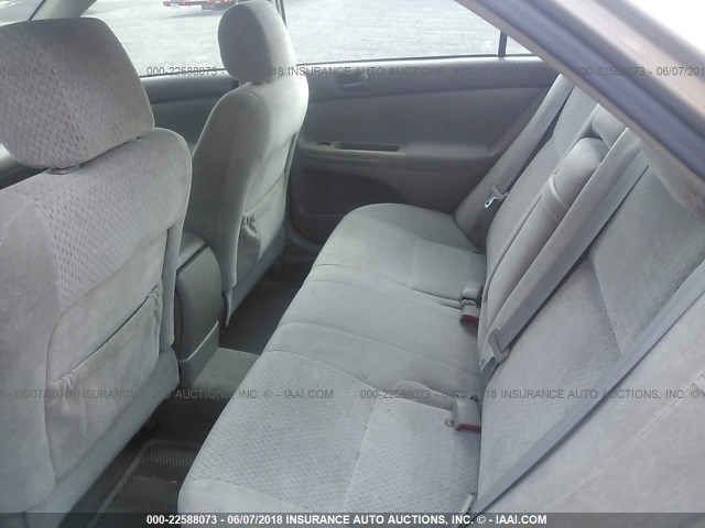 4T1BE32K04U865653 - 2004 TOYOTA CAMRY LE/XLE/SE თაფლისფერი ფოტო 8