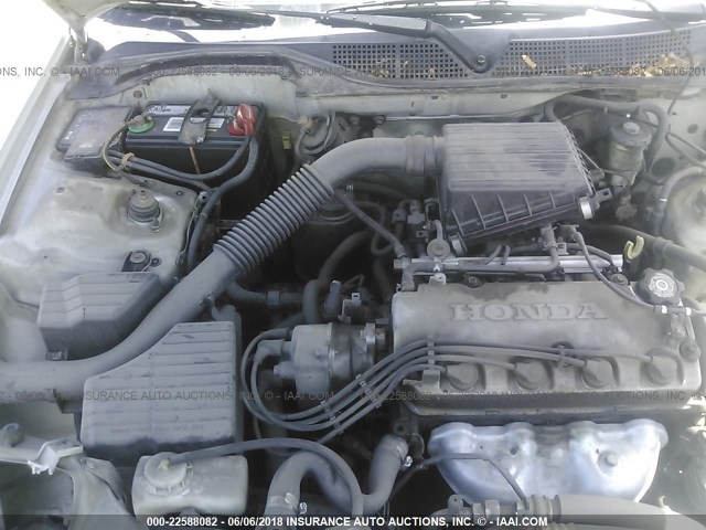 2HGEJ6613YH566586 - 2000 HONDA CIVIC SE SILVER photo 10