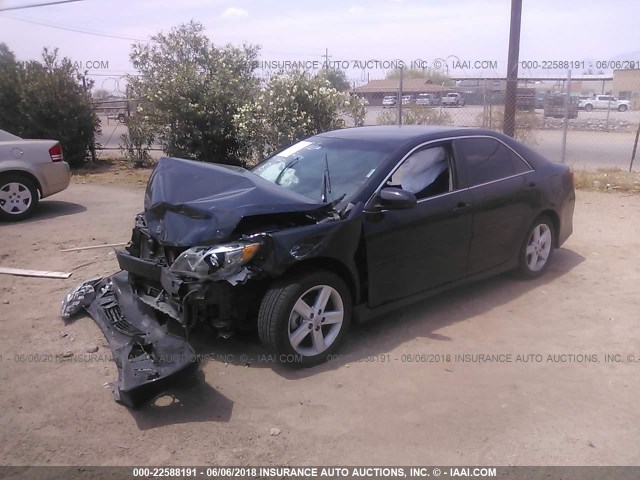4T1BF1FK3DU687054 - 2013 TOYOTA CAMRY L/SE/LE/XLE 黑色 照片 2