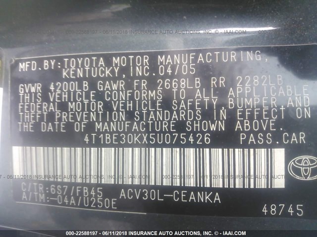 4T1BE30KX5U075426 - 2005 TOYOTA CAMRY LE/XLE/SE მწვანე ფოტო 9
