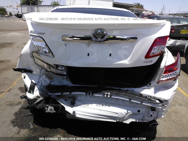 4T4BF3EK8BR146680 - 2011 TOYOTA CAMRY SE/LE/XLE 白色 照片 6