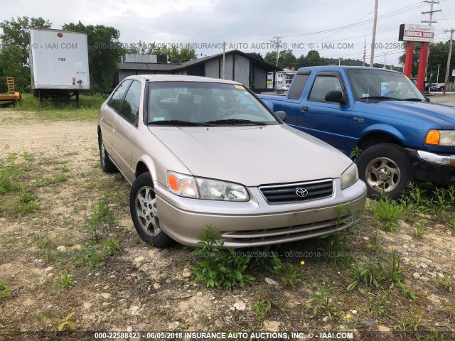 4T1BF22K2YU953603 - 2000 TOYOTA CAMRY LE/XLE Champagne photo 1
