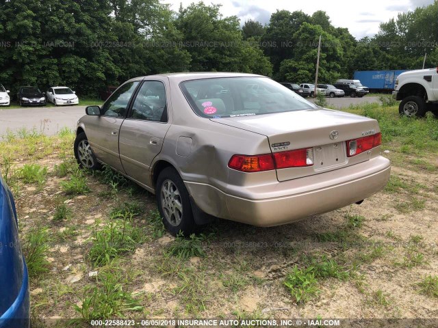 4T1BF22K2YU953603 - 2000 TOYOTA CAMRY LE/XLE Champagner Foto 3