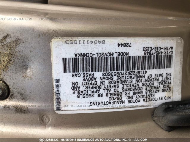 4T1BF22K2YU953603 - 2000 TOYOTA CAMRY LE/XLE Champagne photo 9