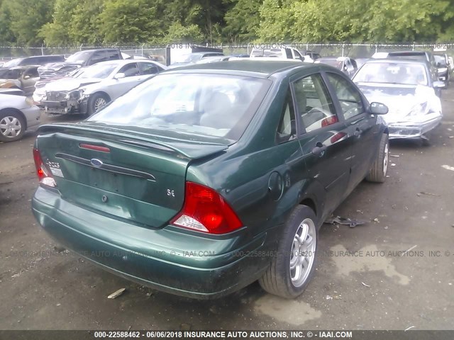 1FAFP34341W197450 - 2001 FORD FOCUS SE/SE SPORT GREEN photo 4