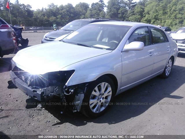 4T1BK36B08U268933 - 2008 TOYOTA AVALON XL/XLS/TOURING/LIMITED SILVER photo 2