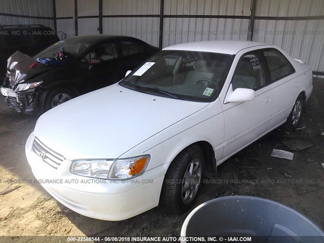 JT2BG22K9Y0474645 - 2000 TOYOTA CAMRY CE/LE/XLE WHITE photo 2