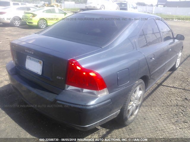 YV1RS592562521015 - 2006 VOLVO S60 2.5T BLUE photo 4